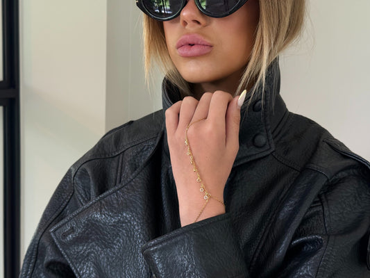 Riviera Hand Chain - Maison de Femme